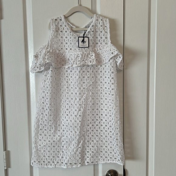 NWT FLORENCE FANCY Cold Shoulder White Eyelet Beach Dress - Picture 4 of 10